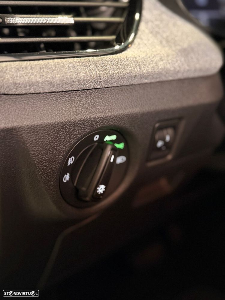 Skoda Scala 1.0 TSI DSG - 34