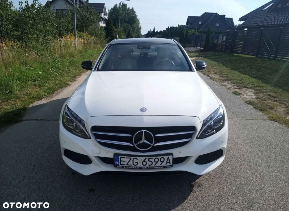 Mercedes-Benz Klasa C 200 4-Matic 7G-TRONIC - 2