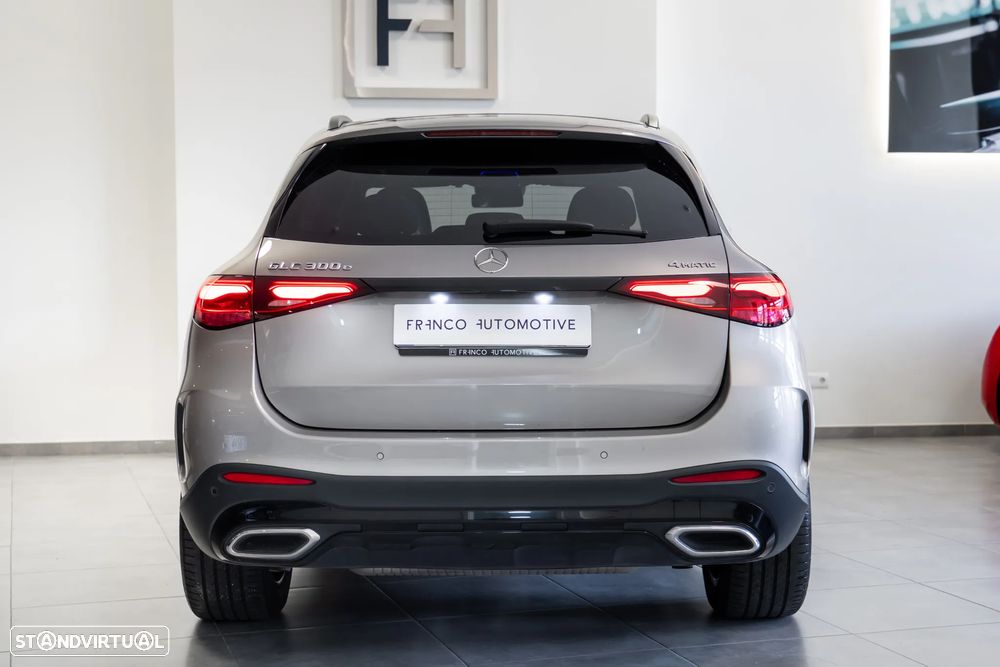 Mercedes-Benz GLC 300 e 4Matic - 4