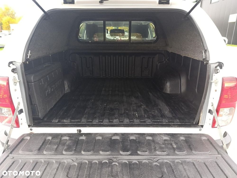 Toyota Hilux 2.4 D-4D Double Cab DLX 4x4 - 14