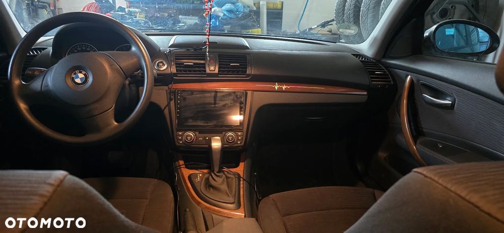 BMW Seria 1 118i - 12