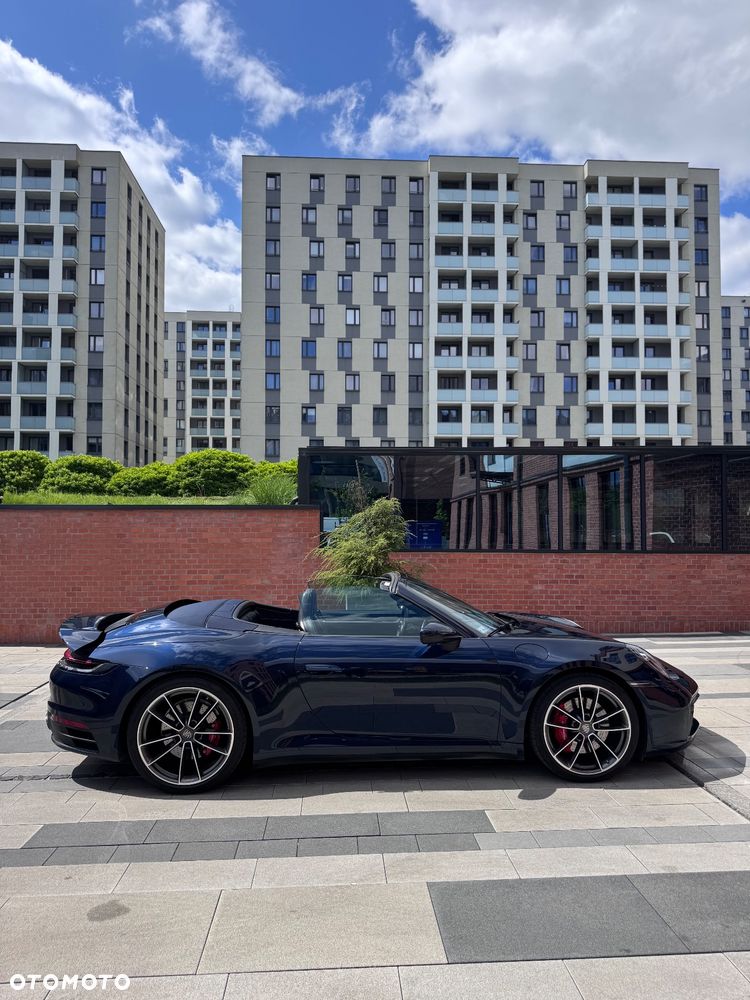 Porsche 911 Carrera 4S Cabrio - 5