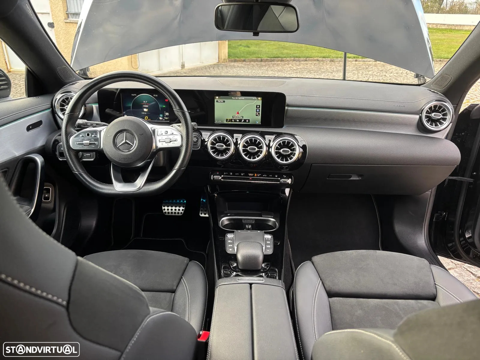 Mercedes-Benz CLA 250 e Shooting Brake AMG Line - 14
