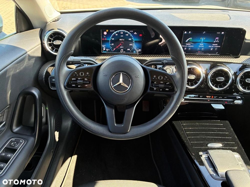 Mercedes-Benz CLA - 9