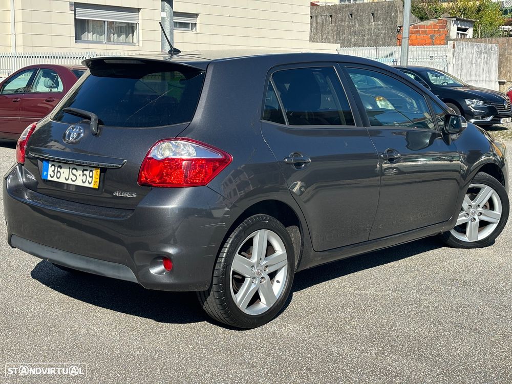 Toyota Auris 1.4 D-4D Exclusive+P.Sport - 7