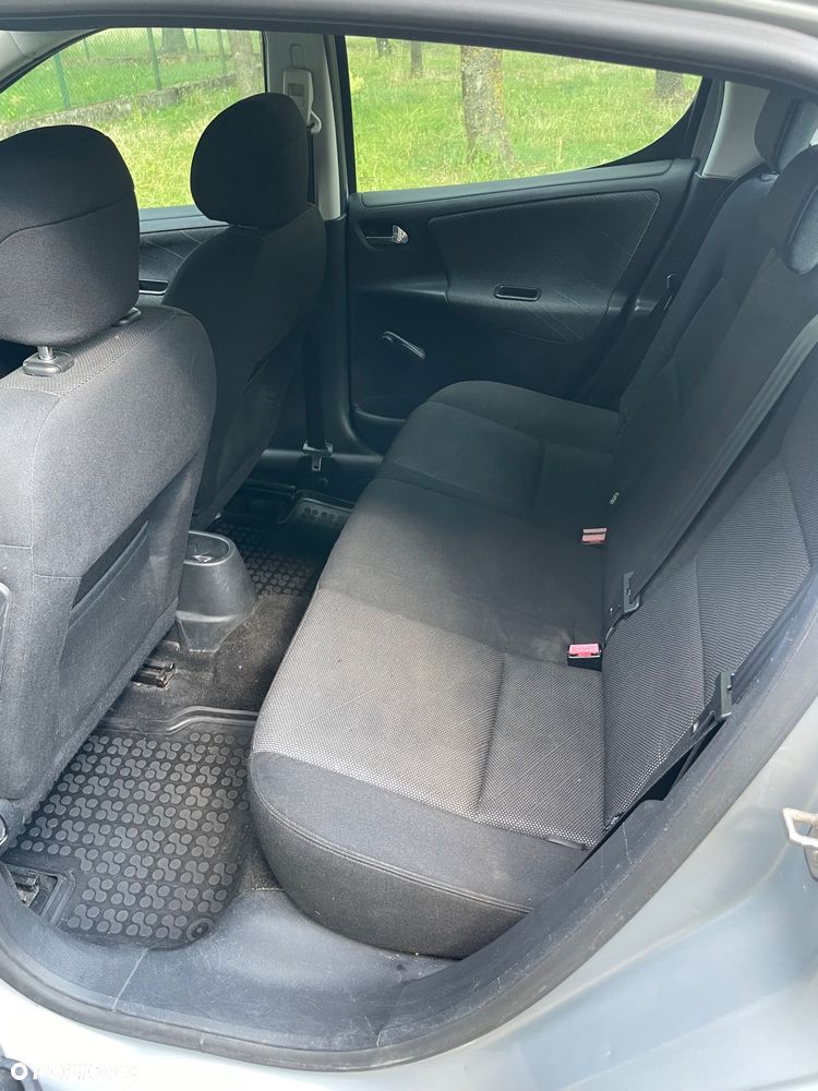 Peugeot 207 110 HDi FAP (Blue Lion) Sport - 14