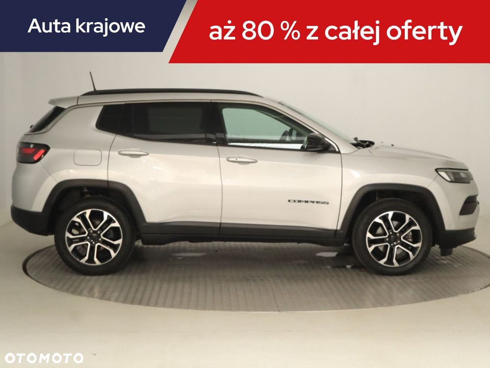 Jeep Compass - 8