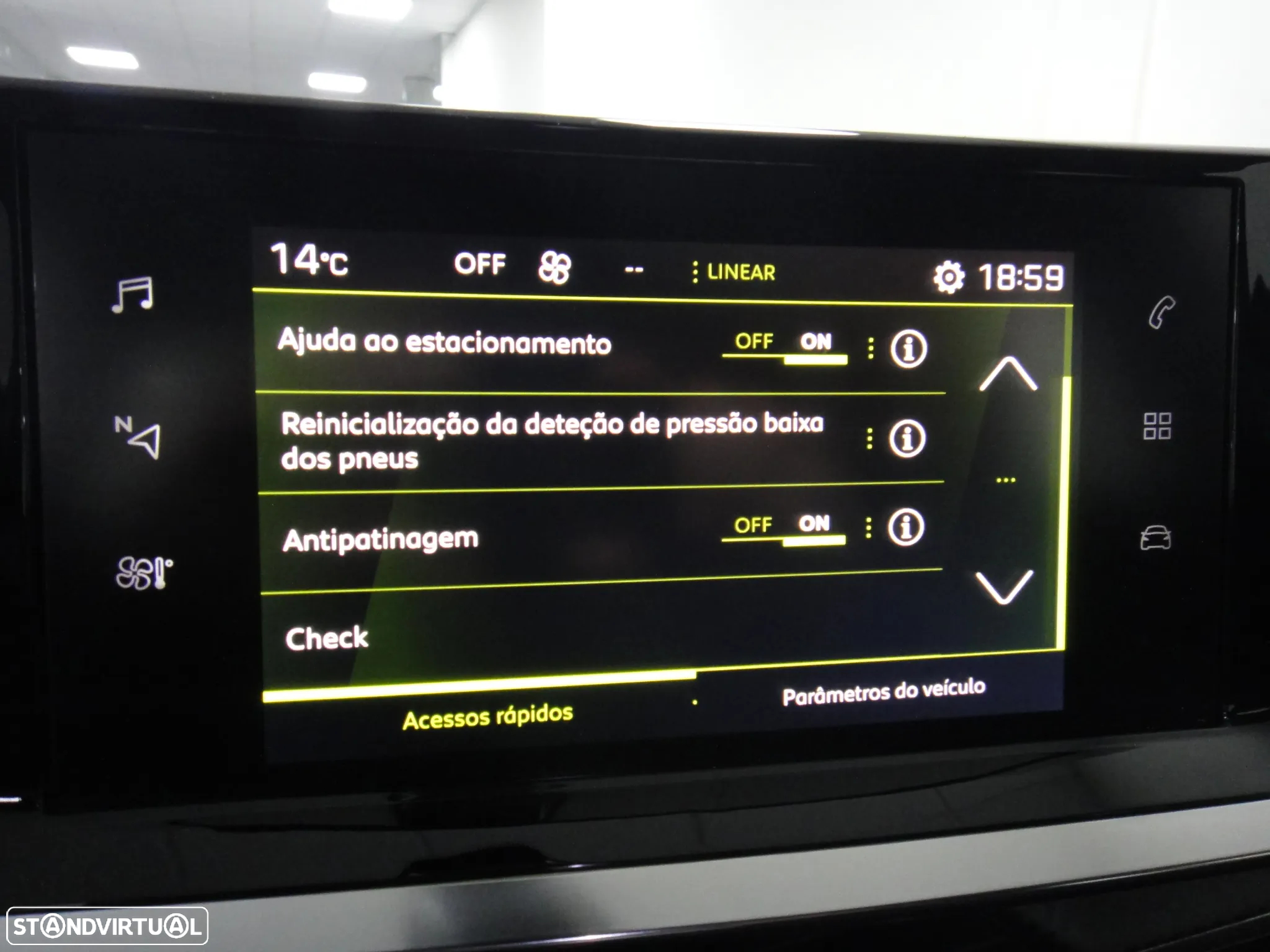 Peugeot 2008 PureTech 130 Allure - 27