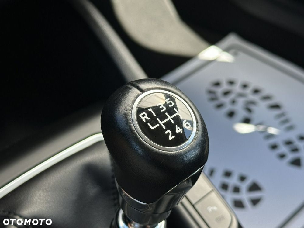 Ford Focus 1.5 EcoBlue Start-Stopp-System COOL&CONNECT - 28