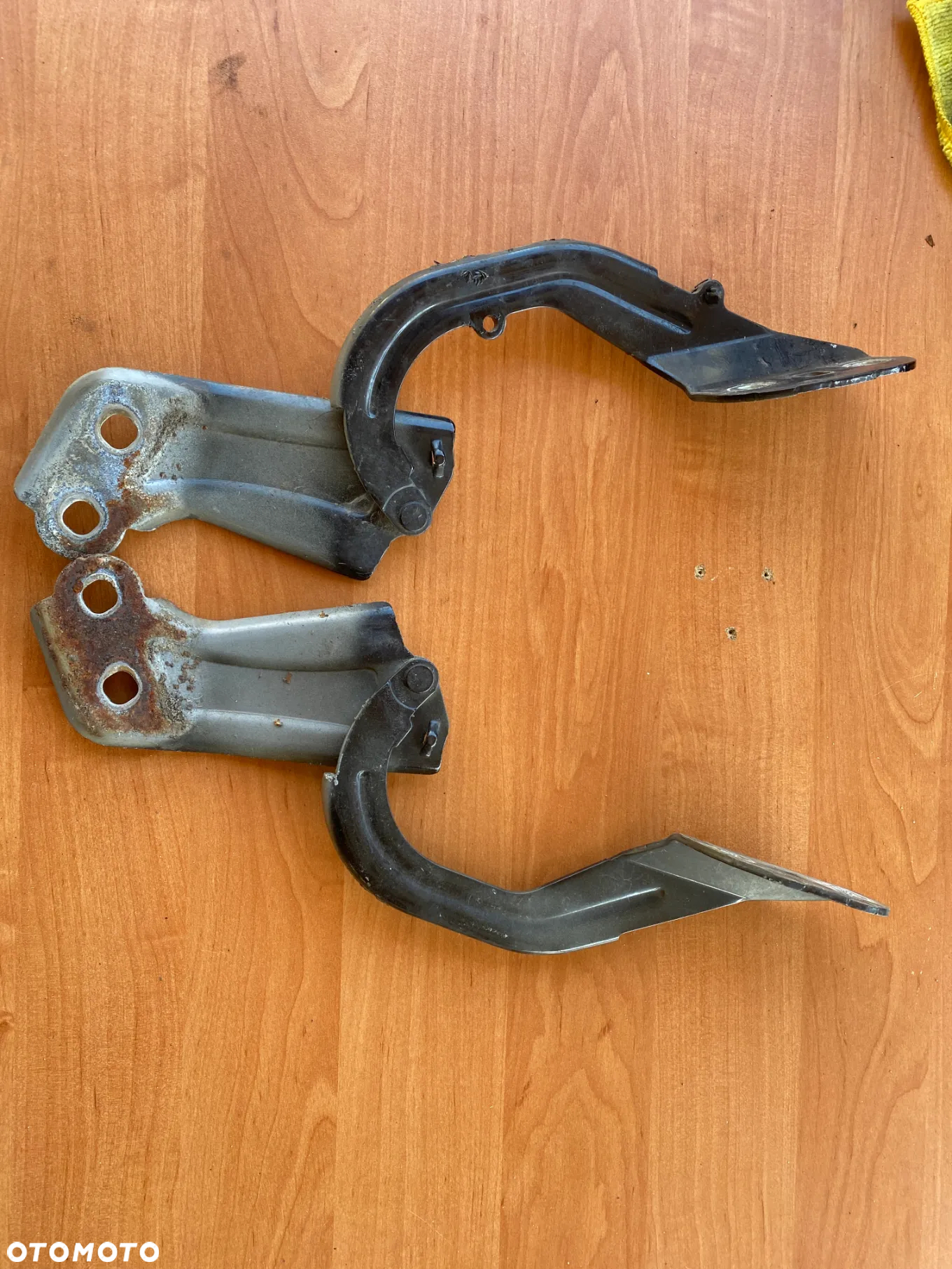 ZAWIAS MASKI PRZÓD PRAWY FORD FOCUS MK3 BM51A16800AB - 5