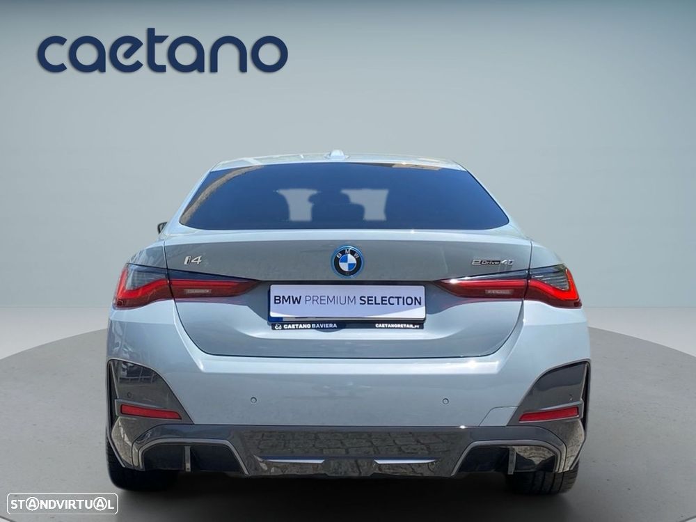 BMW i4 eDrive40 Pack Desportivo M - 20