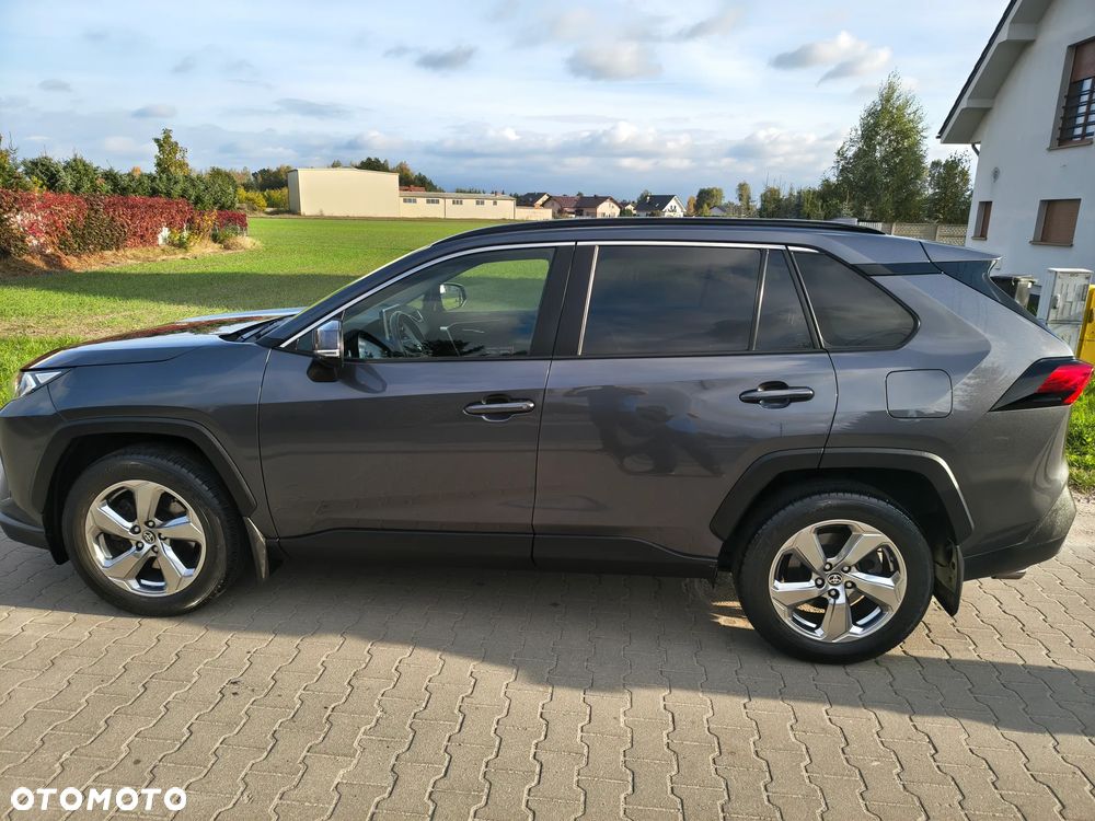 Toyota RAV4 - 2