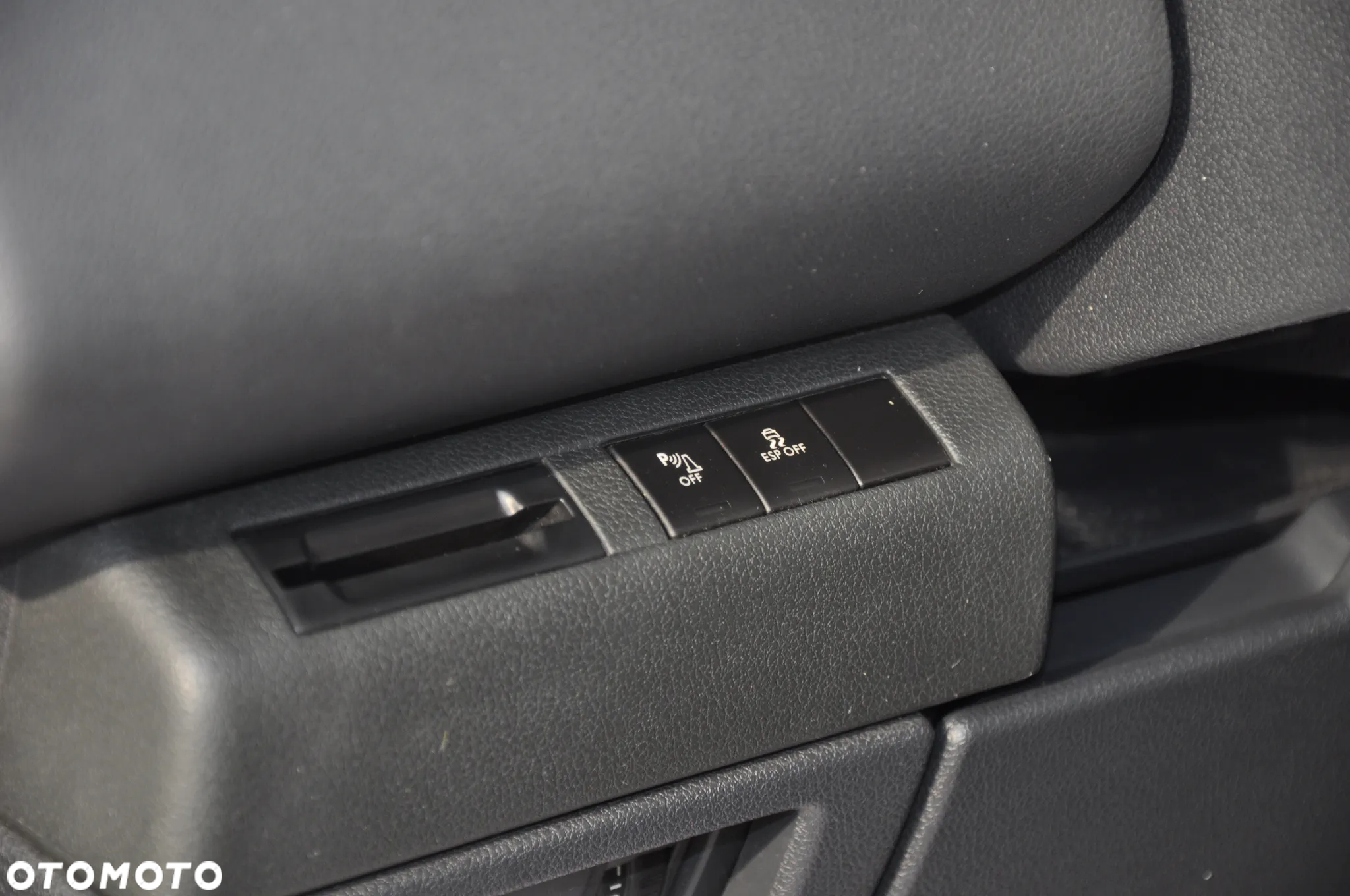Peugeot 5008 1.6 HDi Active - 25
