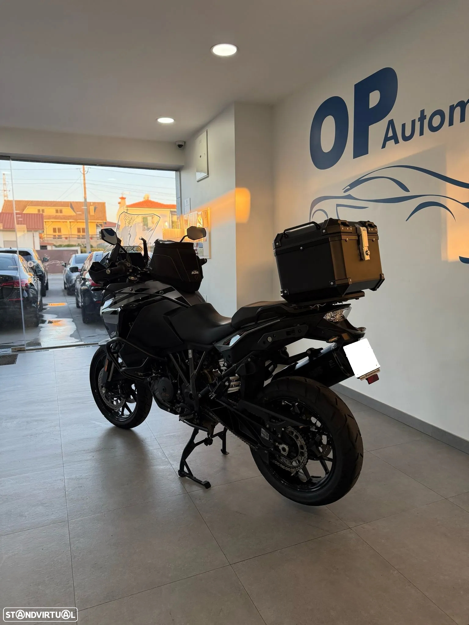 KTM 1290 Super Adventure S AKRAPOVIC - 3
