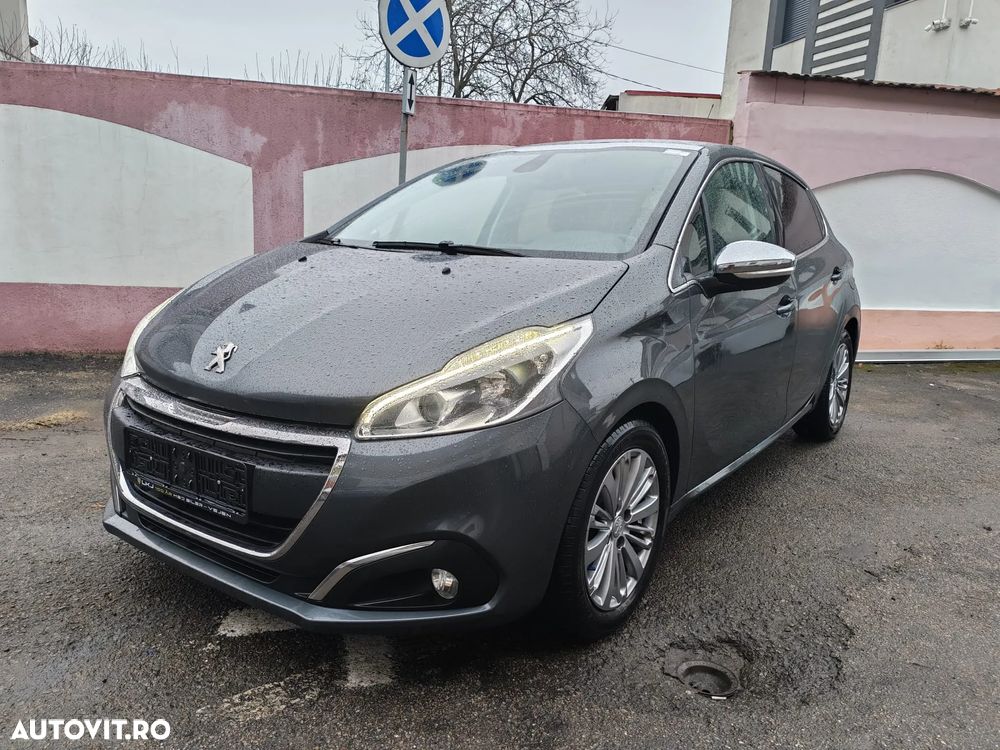 Peugeot 208 1.6 e-HDi FAP STT Allure - 1