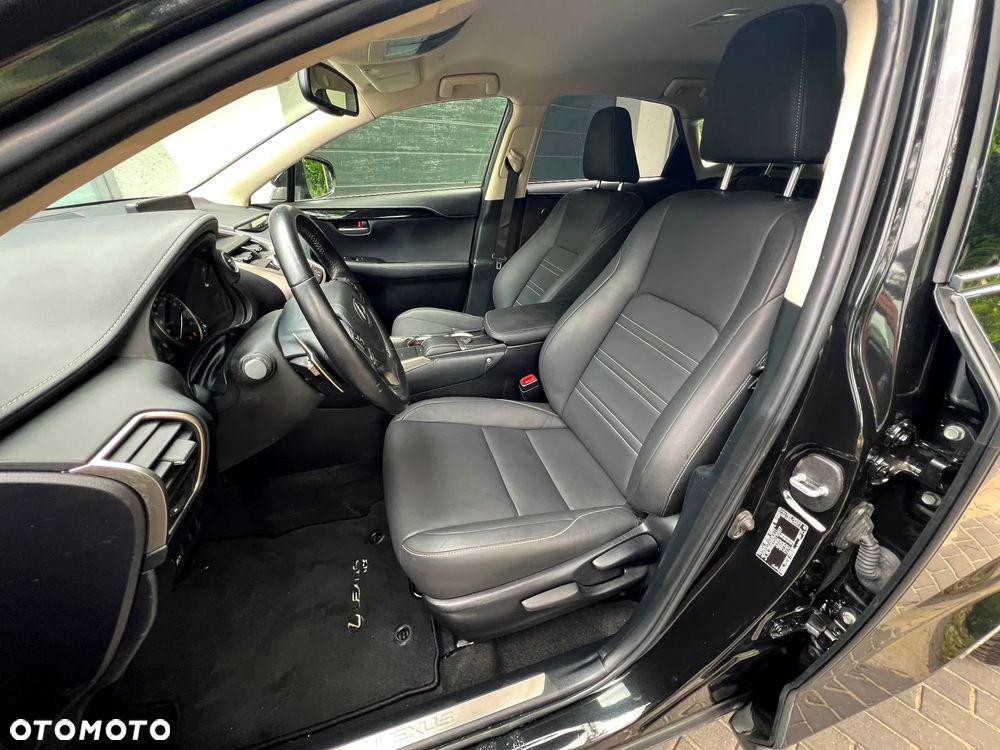 Lexus NX 300h Elegance + Business AWD - 19