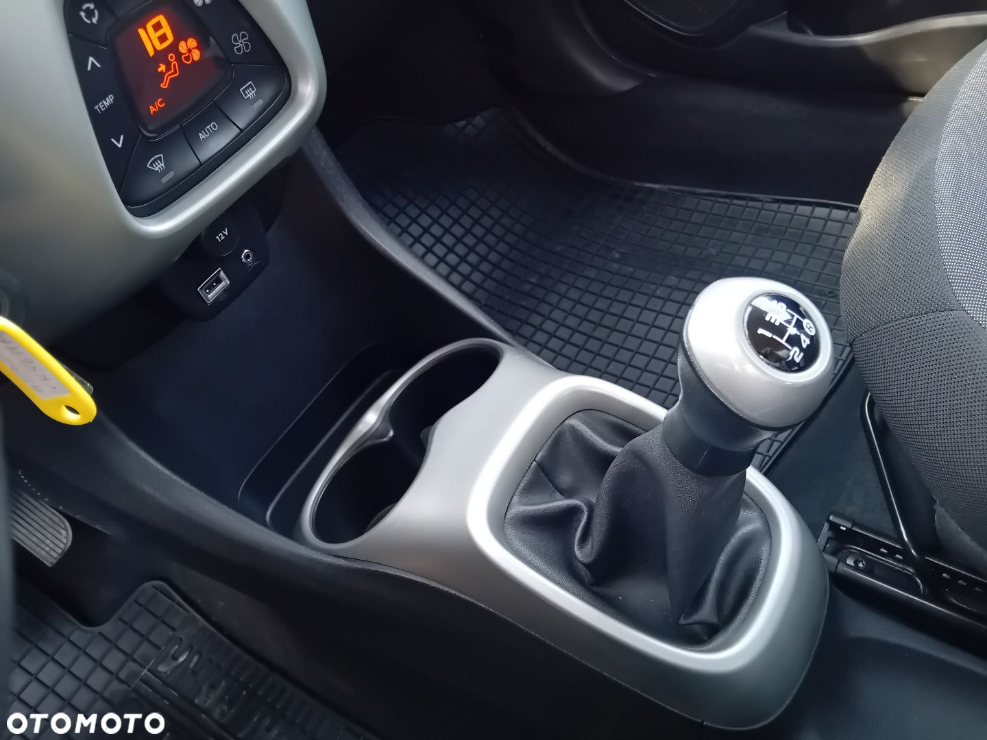 Toyota Aygo - 18
