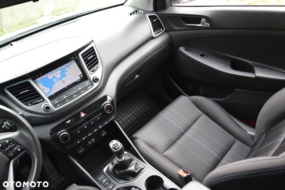 Hyundai Tucson 1.7 CRDI BlueDrive Comfort 2WD - 11