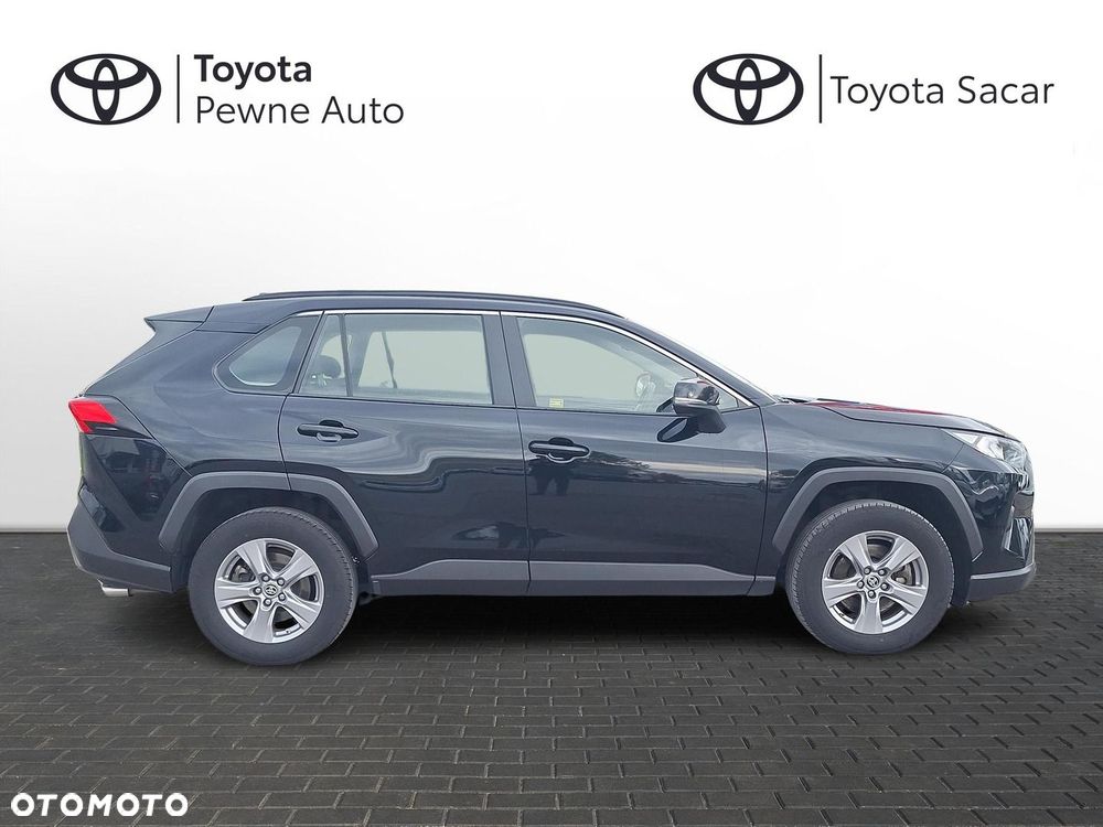 Toyota RAV4 - 6