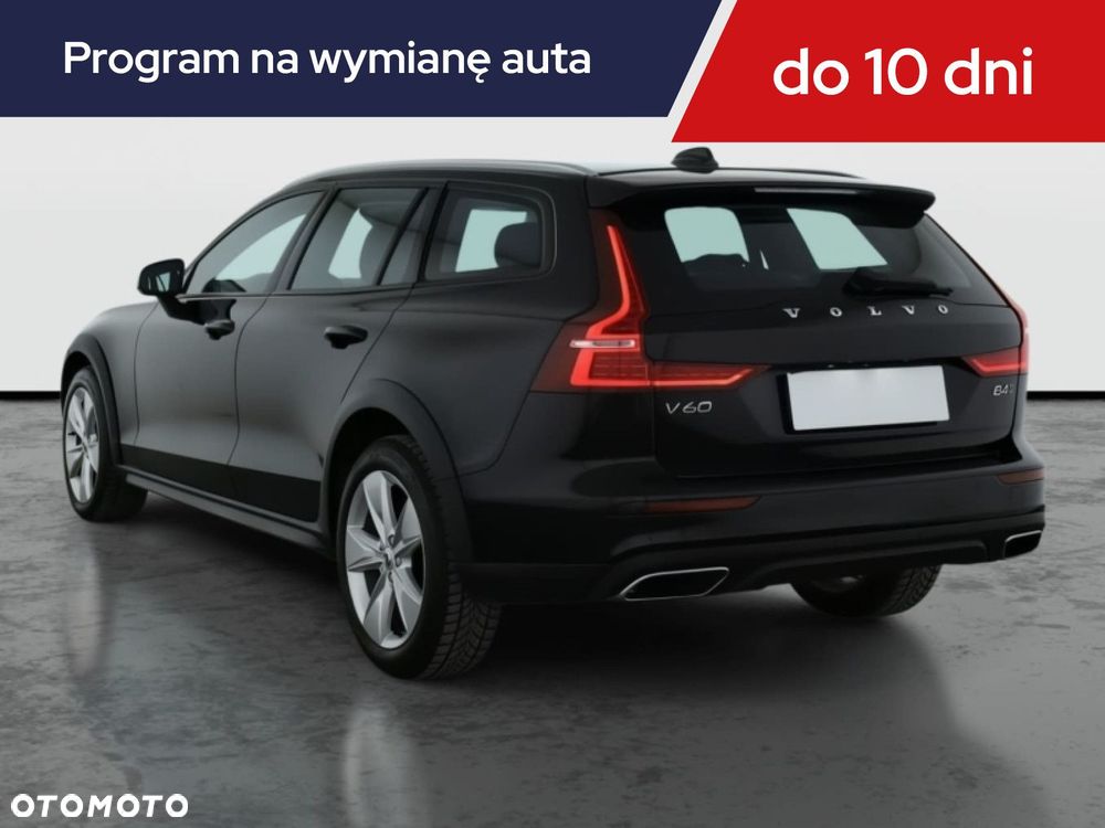 Volvo V60 Cross Country - 6