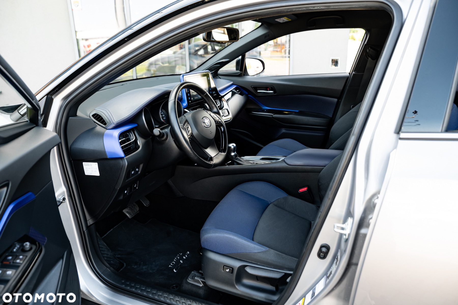 Toyota C-HR 1.2 T Prestige CVT 4x4 - 17