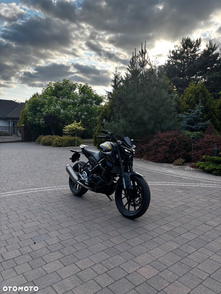 Yamaha MT - 15