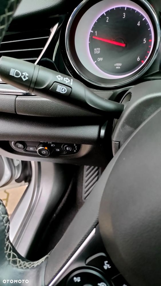 Opel Insignia - 15