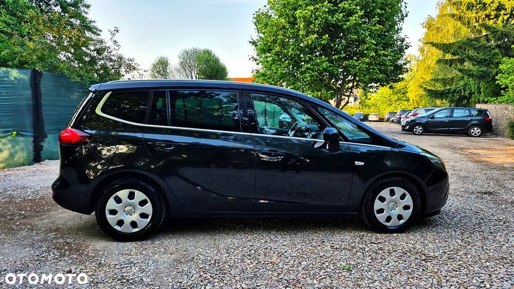 Opel Zafira 1.4 T Cosmo EU6 - 13