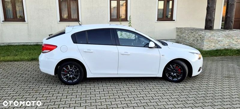 Chevrolet Cruze 1.6 LT+ - 28