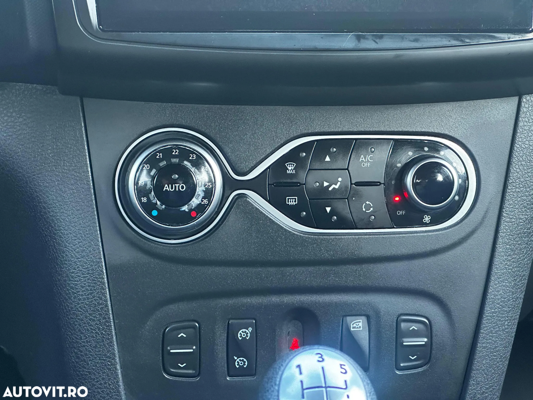 Dacia Logan 0.9 TCe SL Prestige PLUS - 10