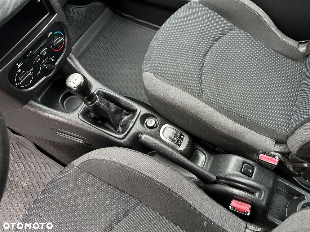 Peugeot 206 plus 206+ 75 - 19