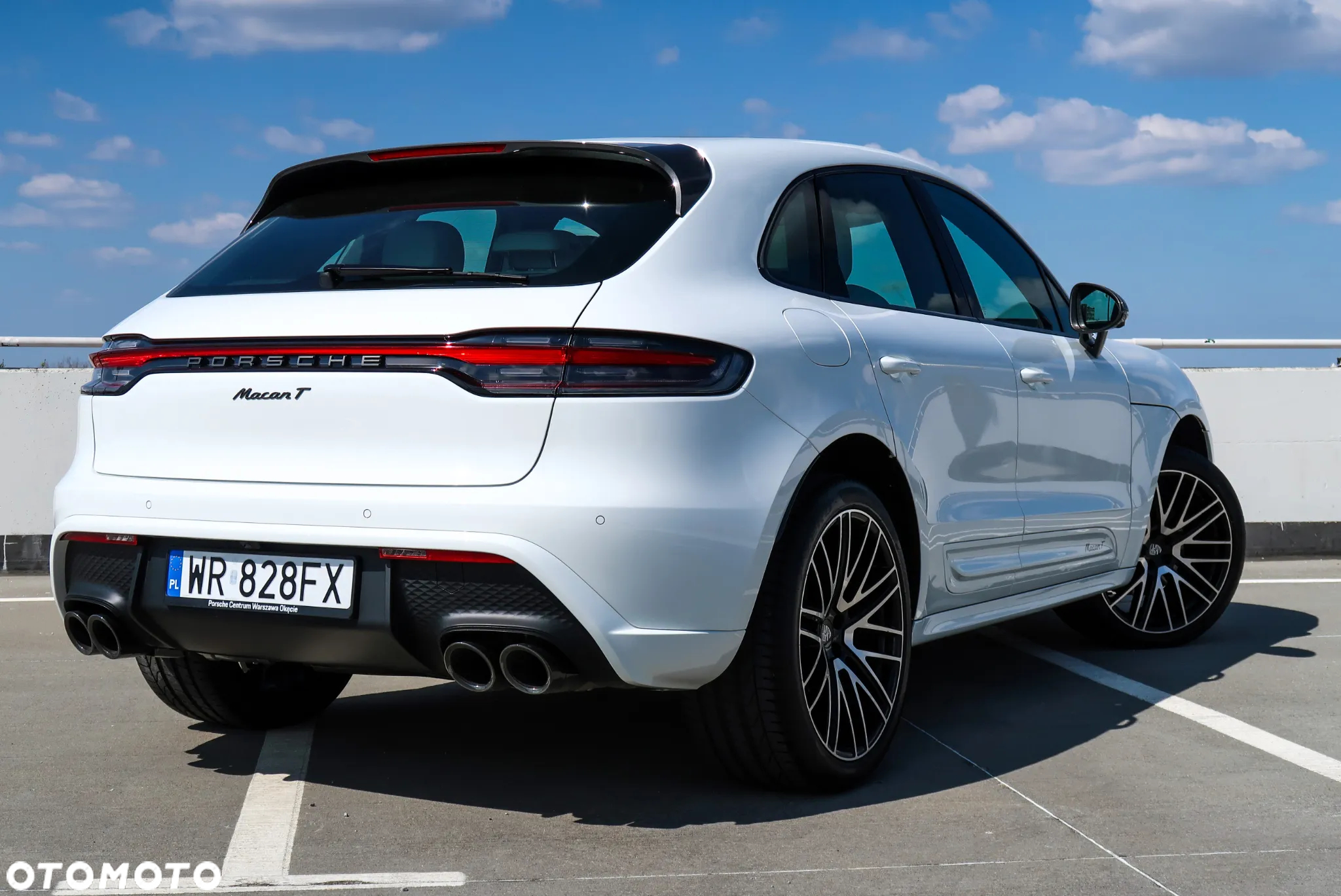 Porsche Macan T - 11