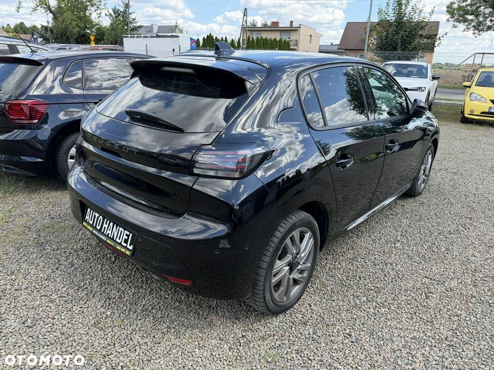 Peugeot 208 - 3