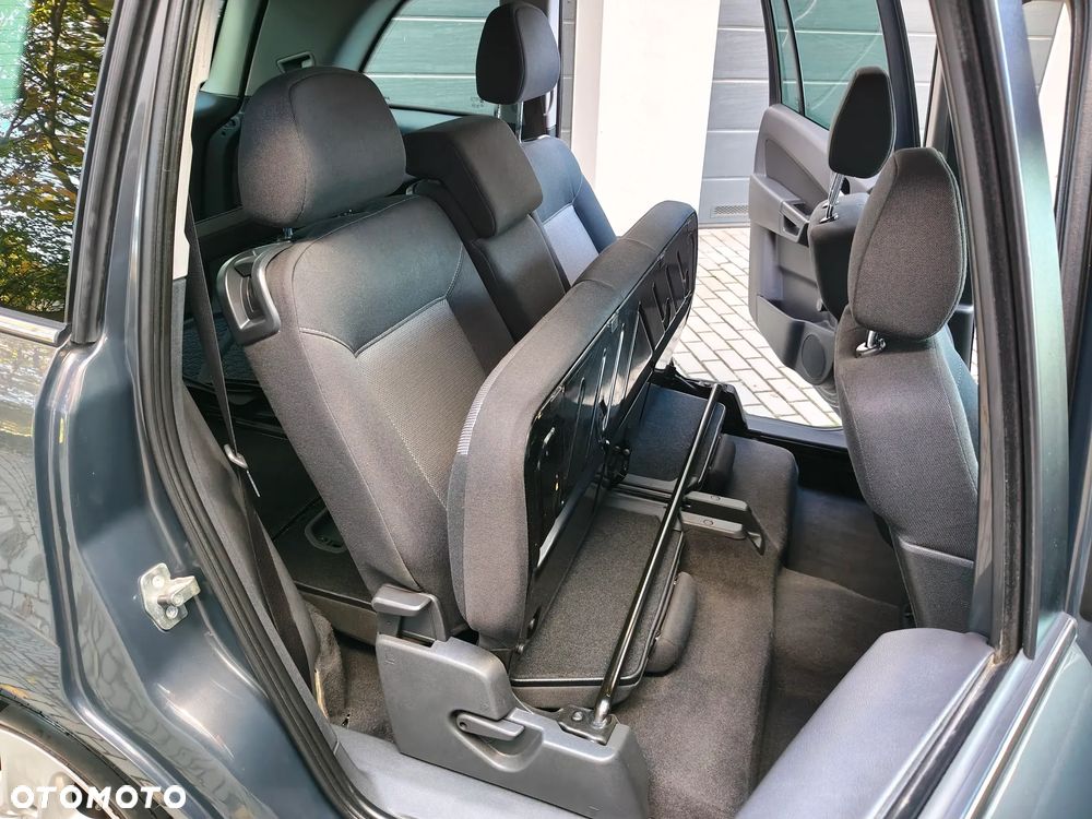 Opel Zafira 1.6 Cosmo - 16