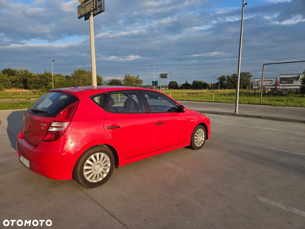 Hyundai i30 1.4 Classic - 6