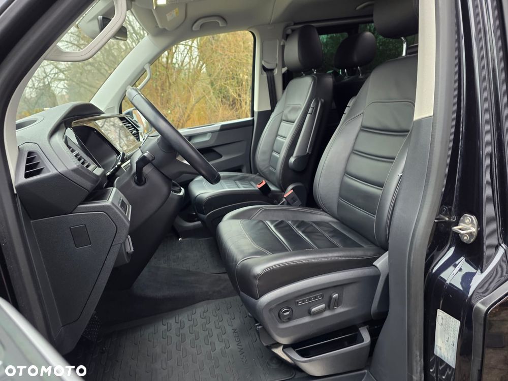 Volkswagen Multivan - 28