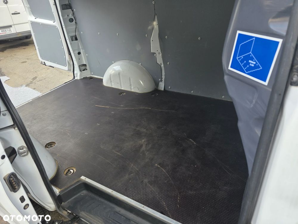 Mercedes-Benz Vito - 20