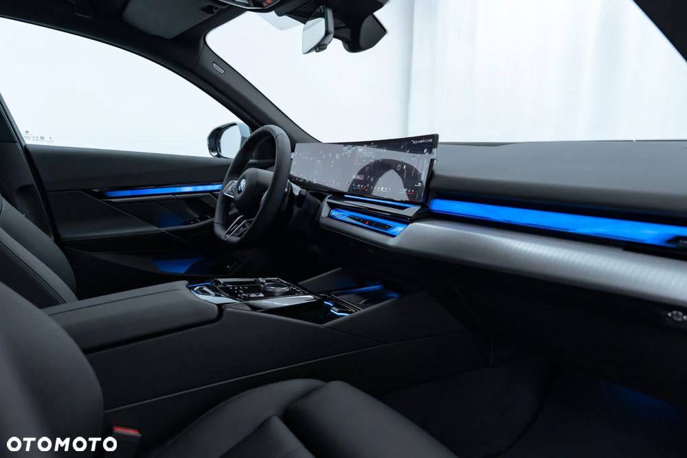 BMW Seria 5 - 34