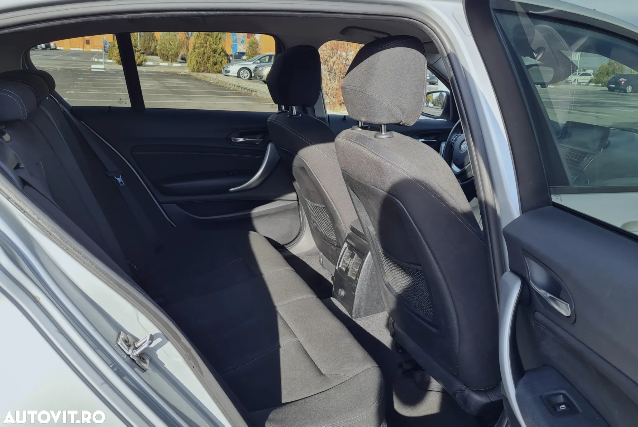 BMW Seria 1 118i - 11