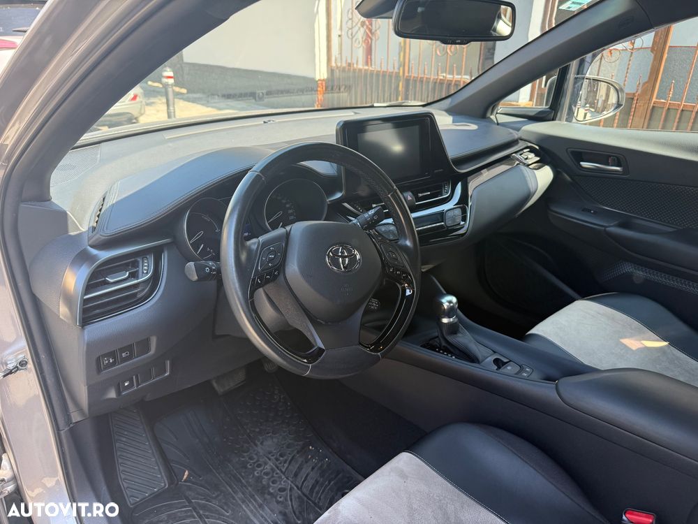 Toyota C-HR - 5
