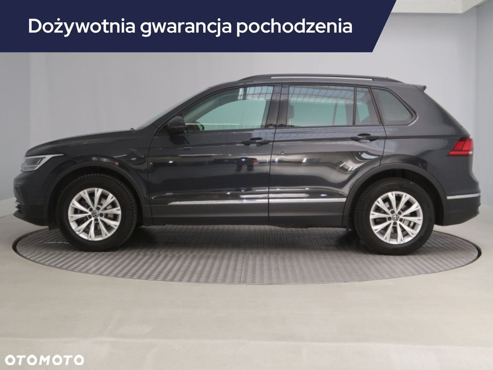 Volkswagen Tiguan - 4