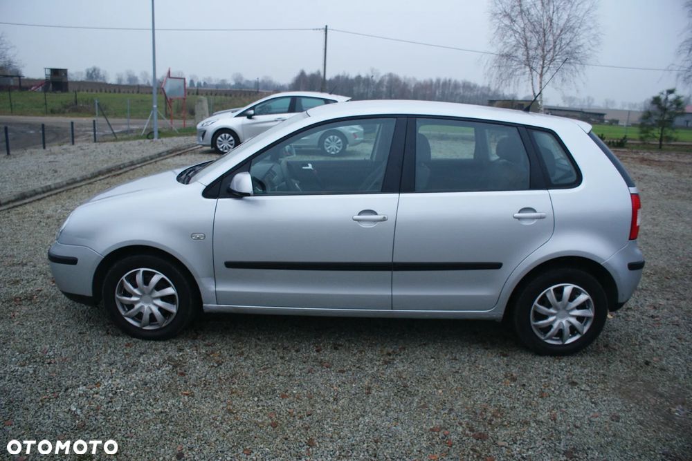 Volkswagen Polo 1.2 12V Comfortline - 4