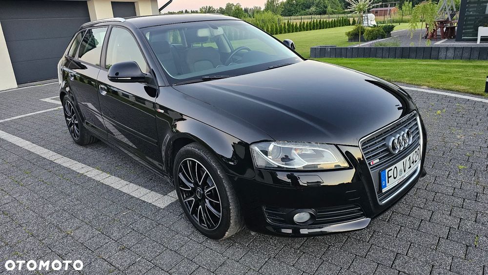 Audi A3 Sportback 2.0 TDI DPF S line Sportpaket (plus) - 2