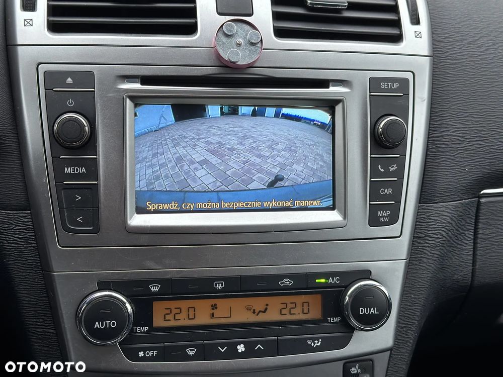 Toyota Avensis 1.8 Premium EU5 - 26