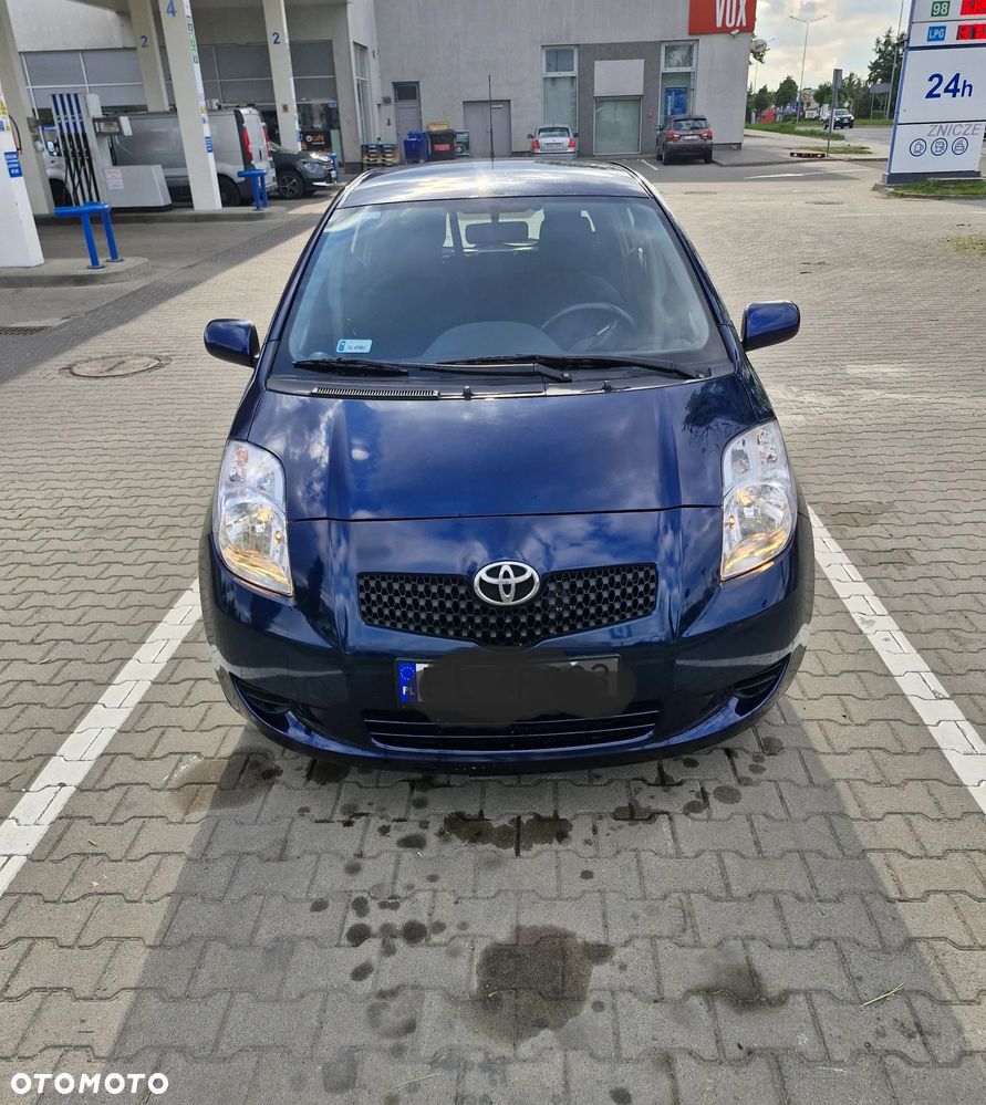 Toyota Yaris 1.0 Luna A/C - 1