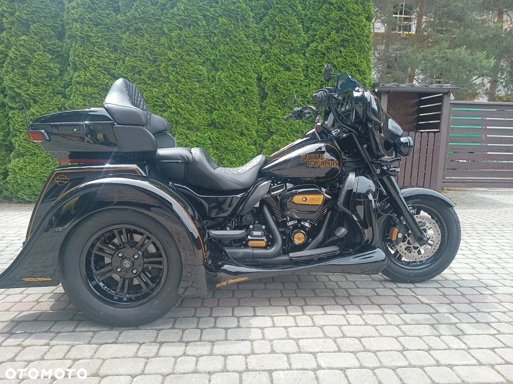 Harley-Davidson FLHTCU Ultra - 12
