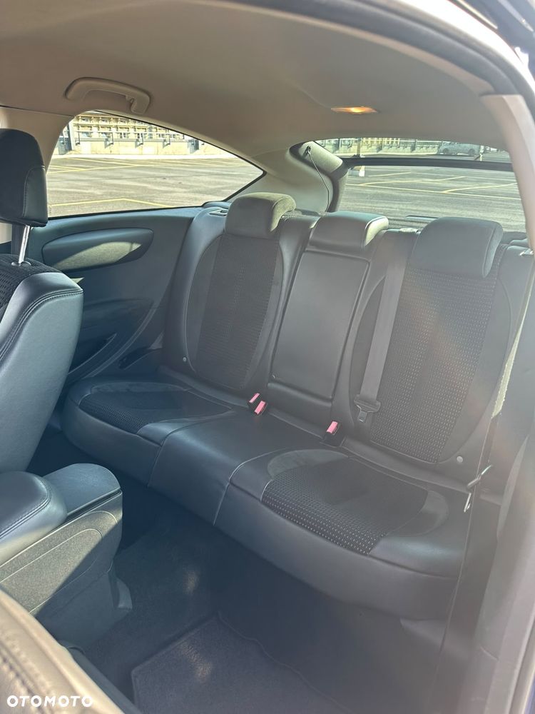 Citroën C4 1.6 16V VTR Pack - 12