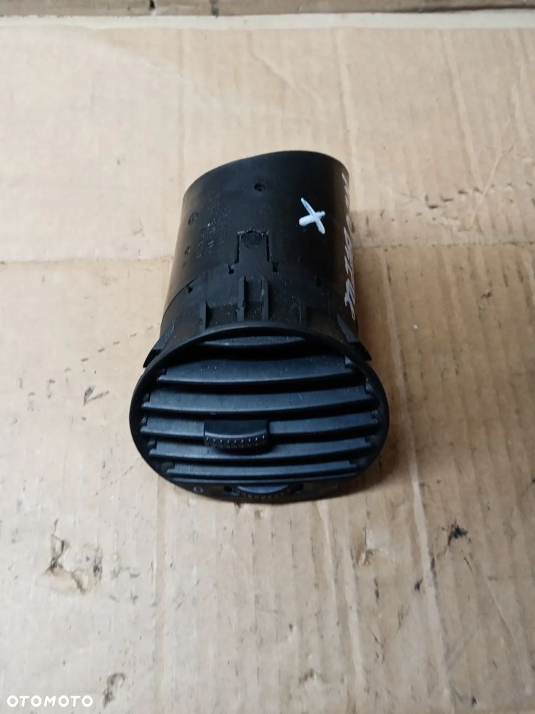 Kratka nawiewu prawy przód VW New Beetle 1C0837477 - 2