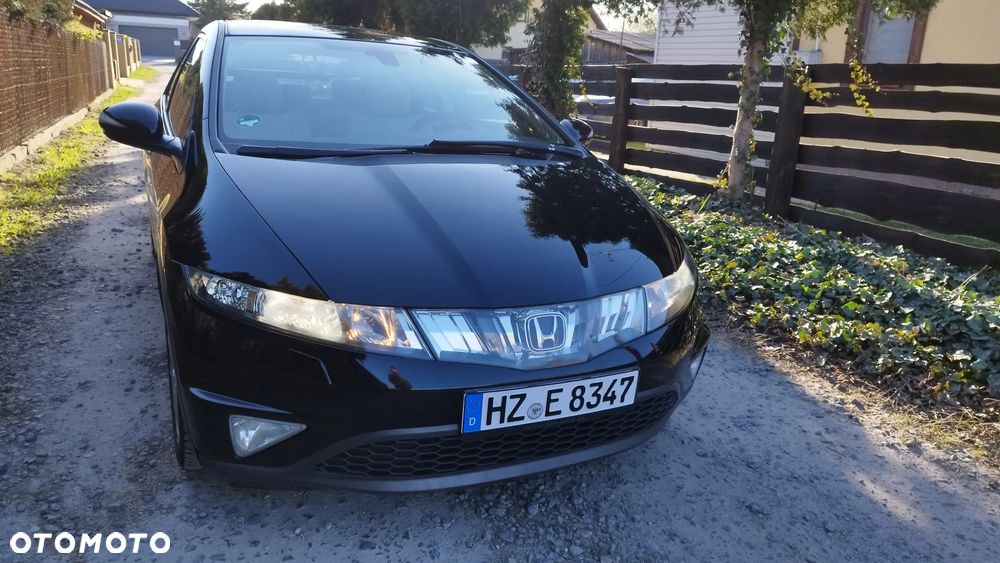Honda Civic 1.8 Executive NAVI - 11