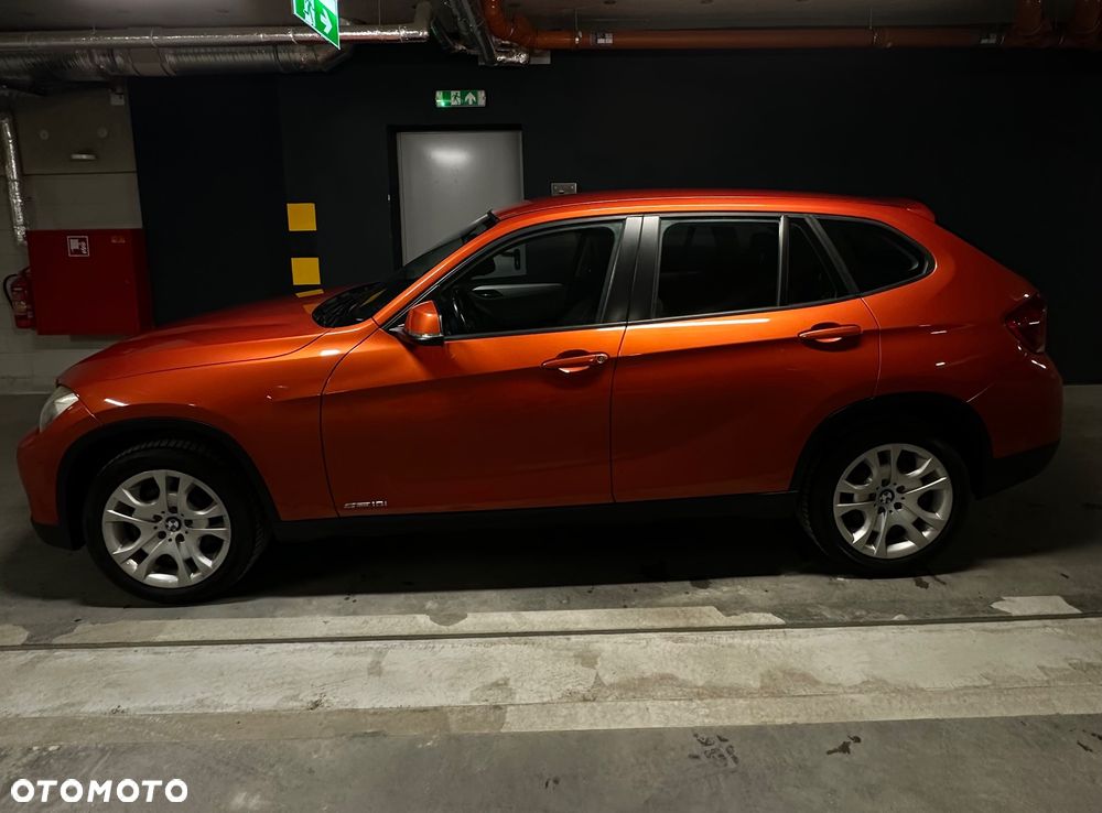 BMW X1 sDrive18i - 16